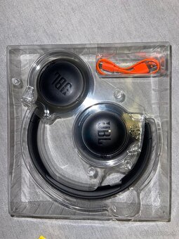 JBL sluchadla - 2