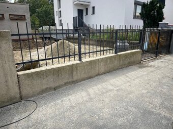 Oplotenie, bránka - 2