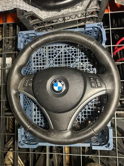 BMW E90 E91 E92 E93 M paket a šport volanty - 2