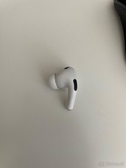 AirPods Pro 2 model A3048 L - 2