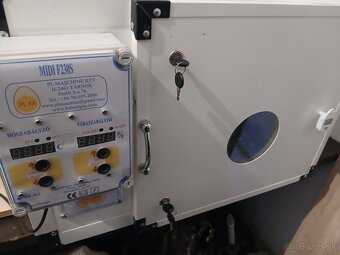 Predam plnoautomaticku liahen - 2