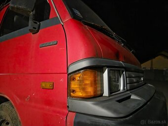 Mazdá k2200 4x4 - 2