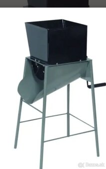 Rezačka na repu - 2