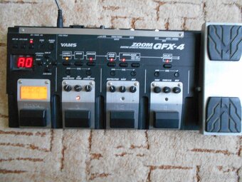 gitarový multiefekt - 2