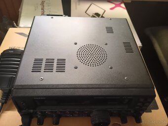 Yaesu FT - 450 - 2