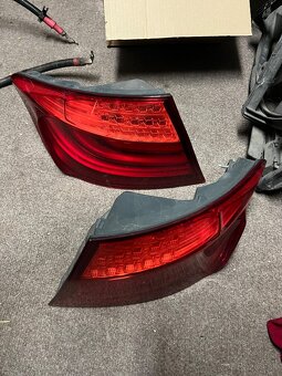 Predné a zadné svetlá BMW - 2