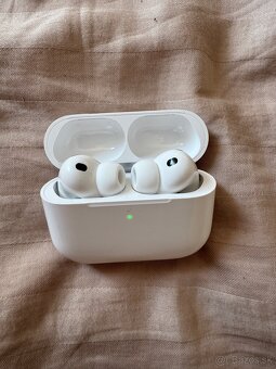 Airpods pro 3 - 2