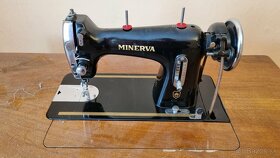 Funkčný šijací stroj Minerva - 2