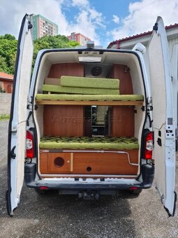 Renault Master 2,5 dci Autokaravan - 2