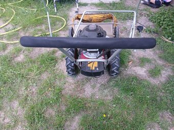 Honda gcv 200 - 2