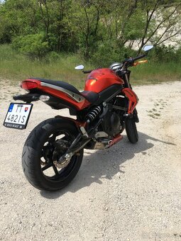Kawasaki ER6n - 2