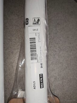 2x noha na stôl z ikea - 2
