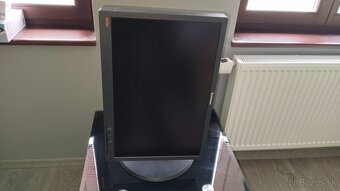 Monitor Lenono ThinkVision 22" - 2
