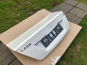 Zadný kufor na Mercedes w204 - 2