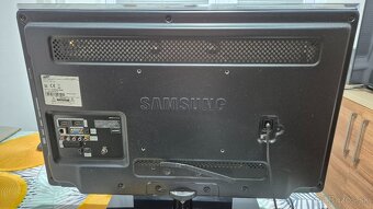 SAMSUNG LE32D550K1WXBT - 80cm - 2