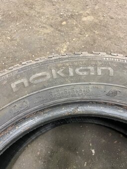 Predám zimné gumy 165/70r14 - 2
