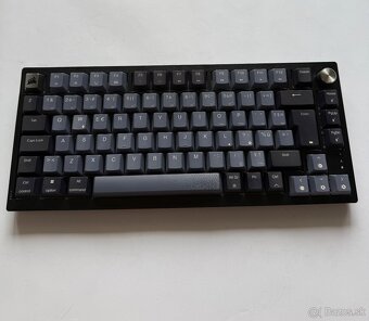 Corsair K65 PLUS WIRELESS RGB Black/Gray - 2