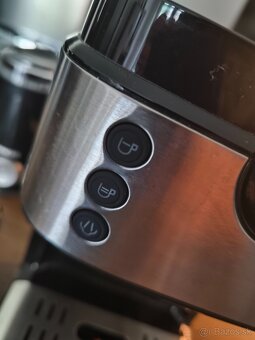 Predám Klarstein espresso kávovar s mlynčekom - 2