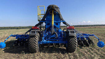 Sejací stroj REMSINTEZ SICH PRO no-till - 2