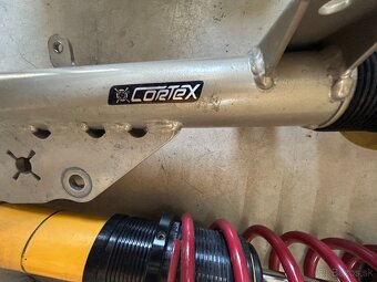 Ford Mustang 2004 - 2014 podvozek CORTEX XTREME GRIP - 2