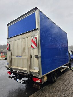 Mercedes Benz-Sprinter - 2