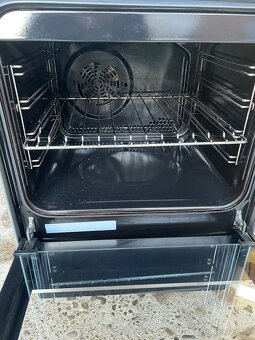 Electrolux EKK54950OX PlusSteam, sporák kombinovaný - 2