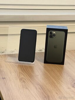 PREDANÉ Dobrý deň Ponúkam na predaj iPhone 11 PRO 512GB - 2