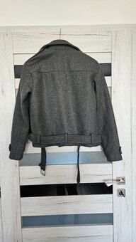 Dámska bunda SINSAY - 2