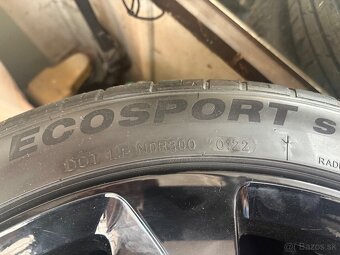 Letne pneu 255/40 R21 2022 - 2