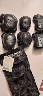 Chrániče kolien COOL S/M/L - 2