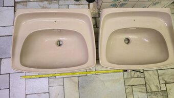 Darujem umyvadlá a bidet - 2