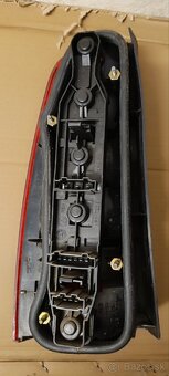 Prave zadne svetlo vw polo variant / combi - 2