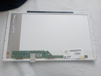 predám 15,6" displej z notebooku , 40pin ,, LP156WH4 - 2