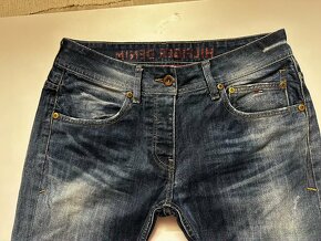 Pánske,kvalitné džínsy Tommy HILFIGER - veľkosť 33/32 - 2