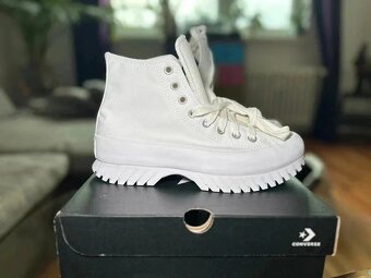 Converse CTAS Lugged HI 2.0 (40 a 41) - 2