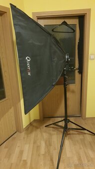 Predam softboxy, stativy, svetla, dazdniky, stojany atd. - 2
