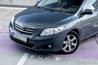 Toyota Corolla 1.6 S/L/ Vyhrievané sedadlá/ Tempomat - 2