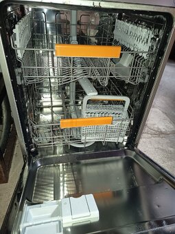 Umývačka riadu Electrolux. - 2