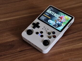 Retro herná konzola R36s - 2