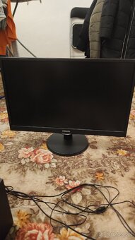 Predám PC zostavu Lenovo ako na fotkách - 2