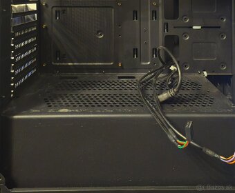 Predam PC skrinku so zdrojom a mechanikou plus ventilator - 2