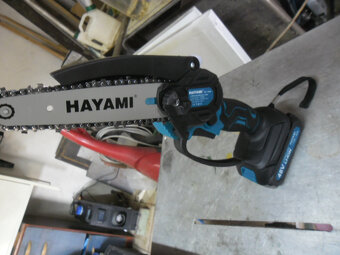 AKU vivetvovacia pílka+AKU nožnice v kufríku - 2