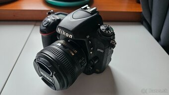 NIKON D750 + objektívy a battery grip - 2
