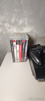 Predám PS3 Super Slim - 2