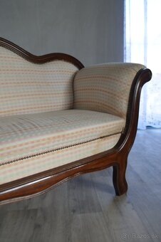 starožitná pohovka - 2