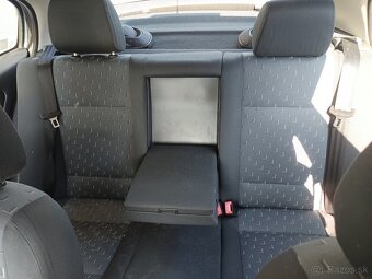 Škoda Octavia 1 sedačky. - 2