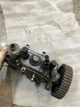 Vstrekovacie čerpadlo Opel astra 1.7 dti - 2