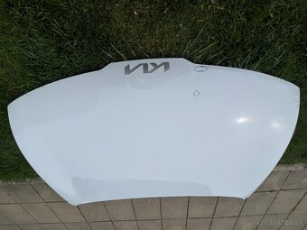 KIA Sportage -predná kapota - 2