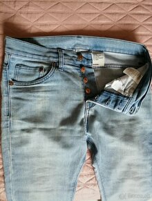 Bledomodré skinny džínsy pre mužov - 2