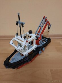 Lego Technic 8839 - Supply Ship - 2